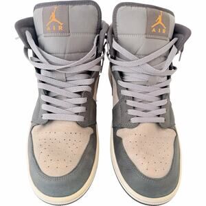 Nike Air Jordan 1 Mid SE Night Stadium Mens Size 13 Gray Black Sneakers